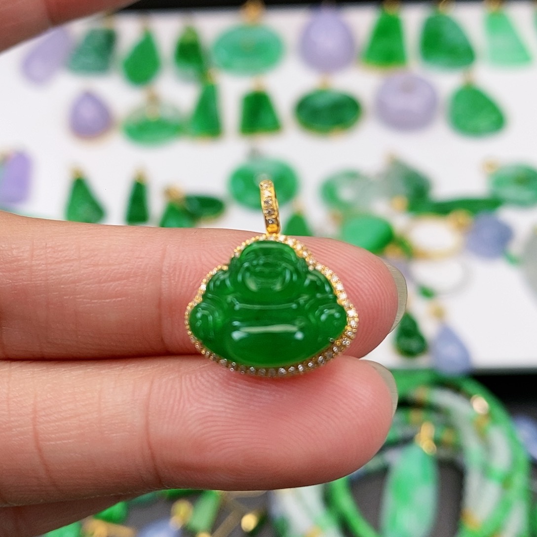 翡翠吊坠(不含链)18K金镶嵌