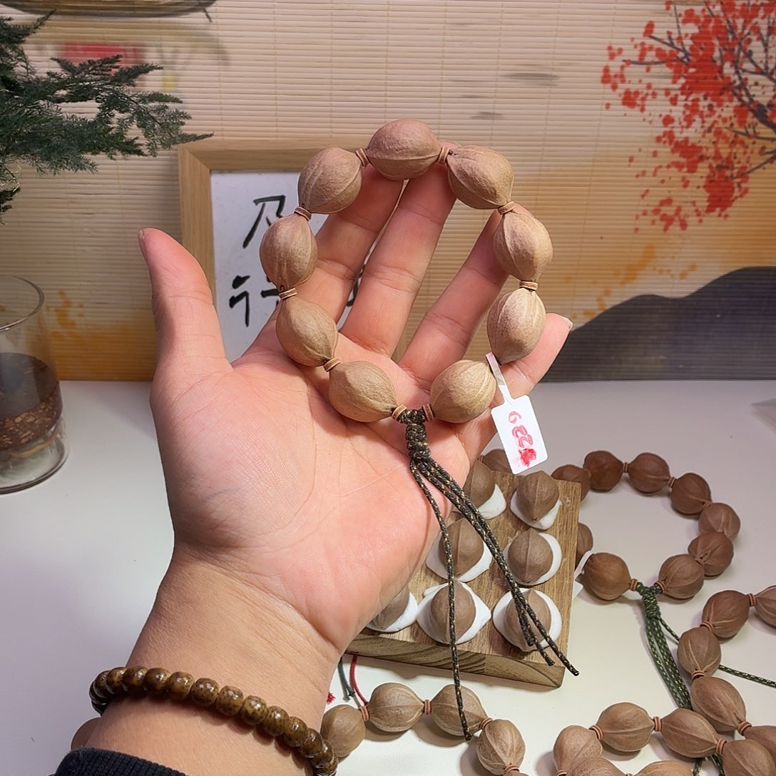 不***号橄榄核吊坠梅林铁核22.29