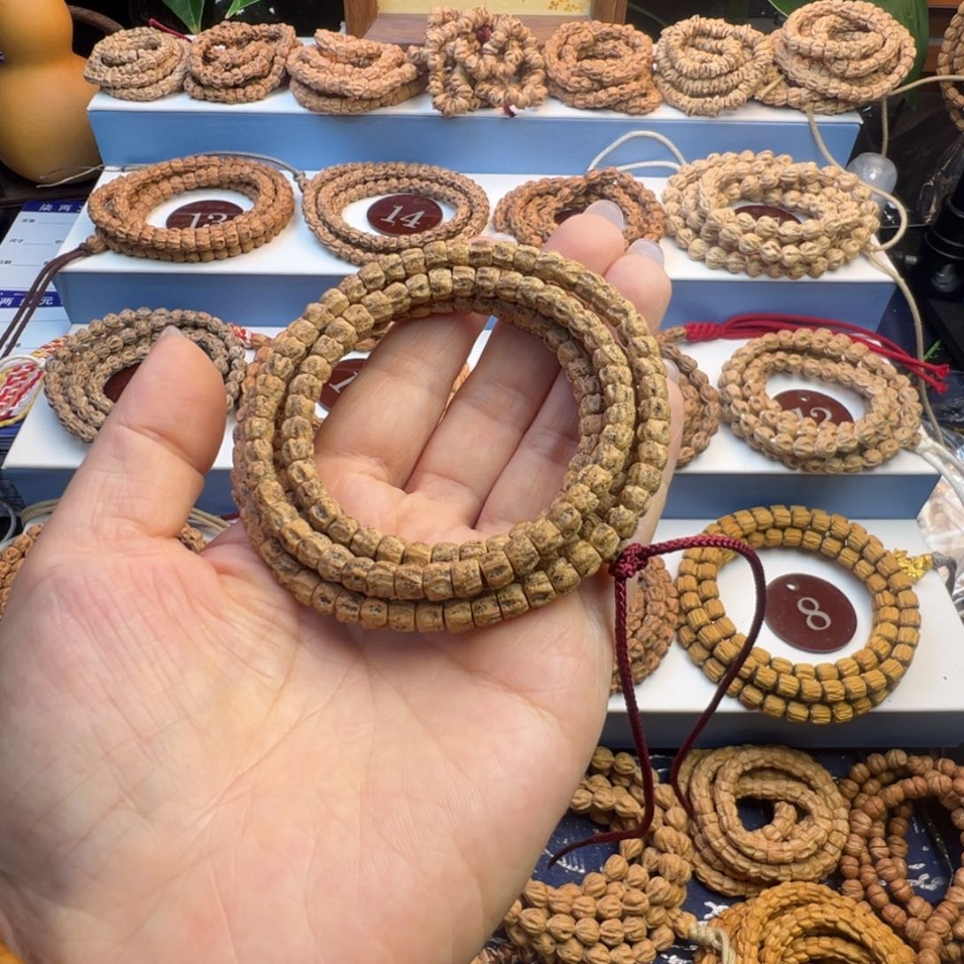 雲***輕吊坠柏香籽/百香籽