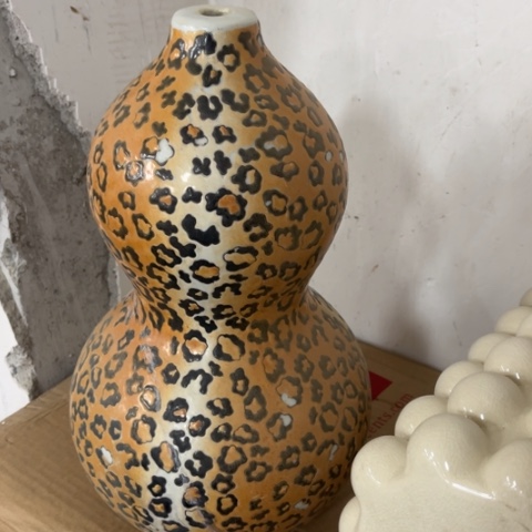 瓶瑕疵。。。。。。。。。。。。。。。。。。