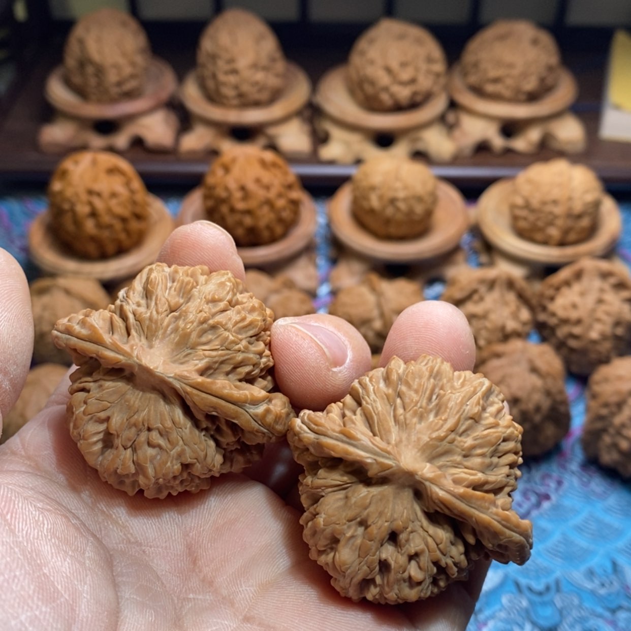 【闪购商品】文玩核桃吊坠蓟县楼