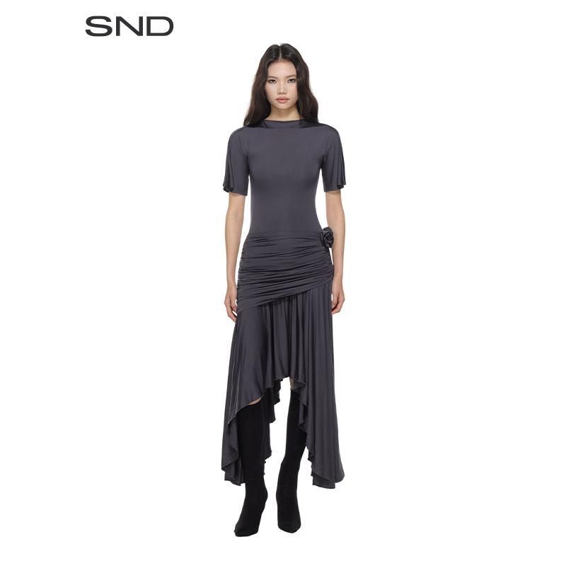【LOUIS SHENGTAO CHEN 设计师品牌】SND SS25 弹力燕尾短袖长裙