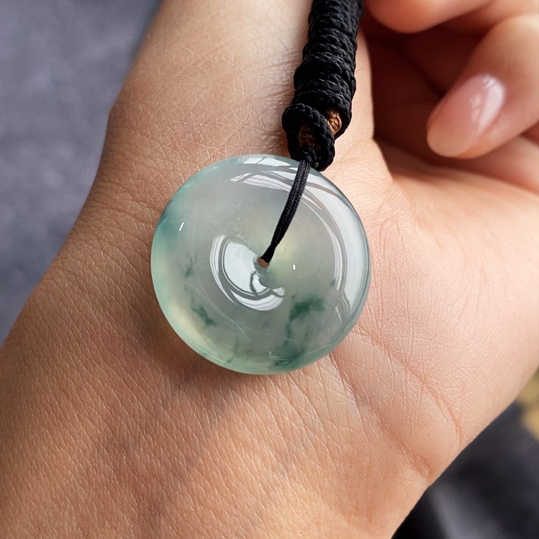 翡翠颈饰未镶嵌用****2翡翠首饰