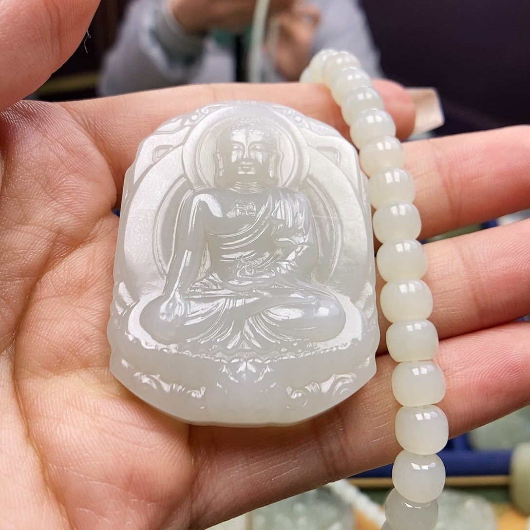 和田玉颈饰未镶嵌幸**业