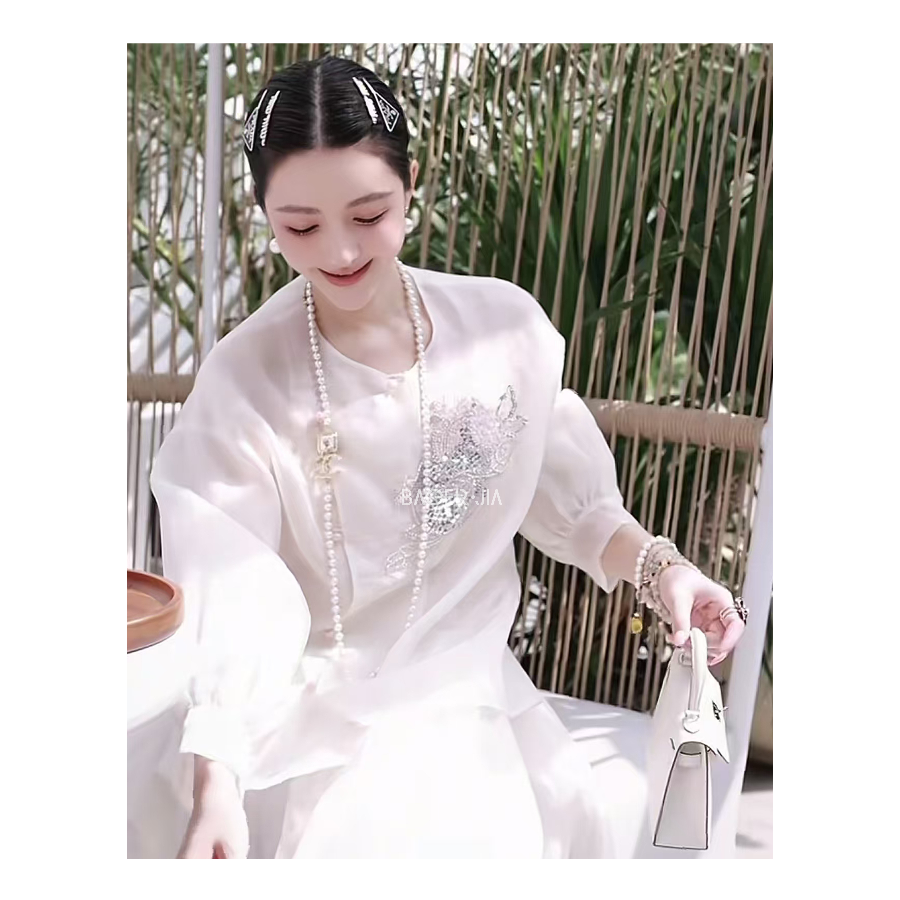 23-【传承/顶美】宝儿家含幂BK75625103XQ石榴钉珠真丝绡上衣