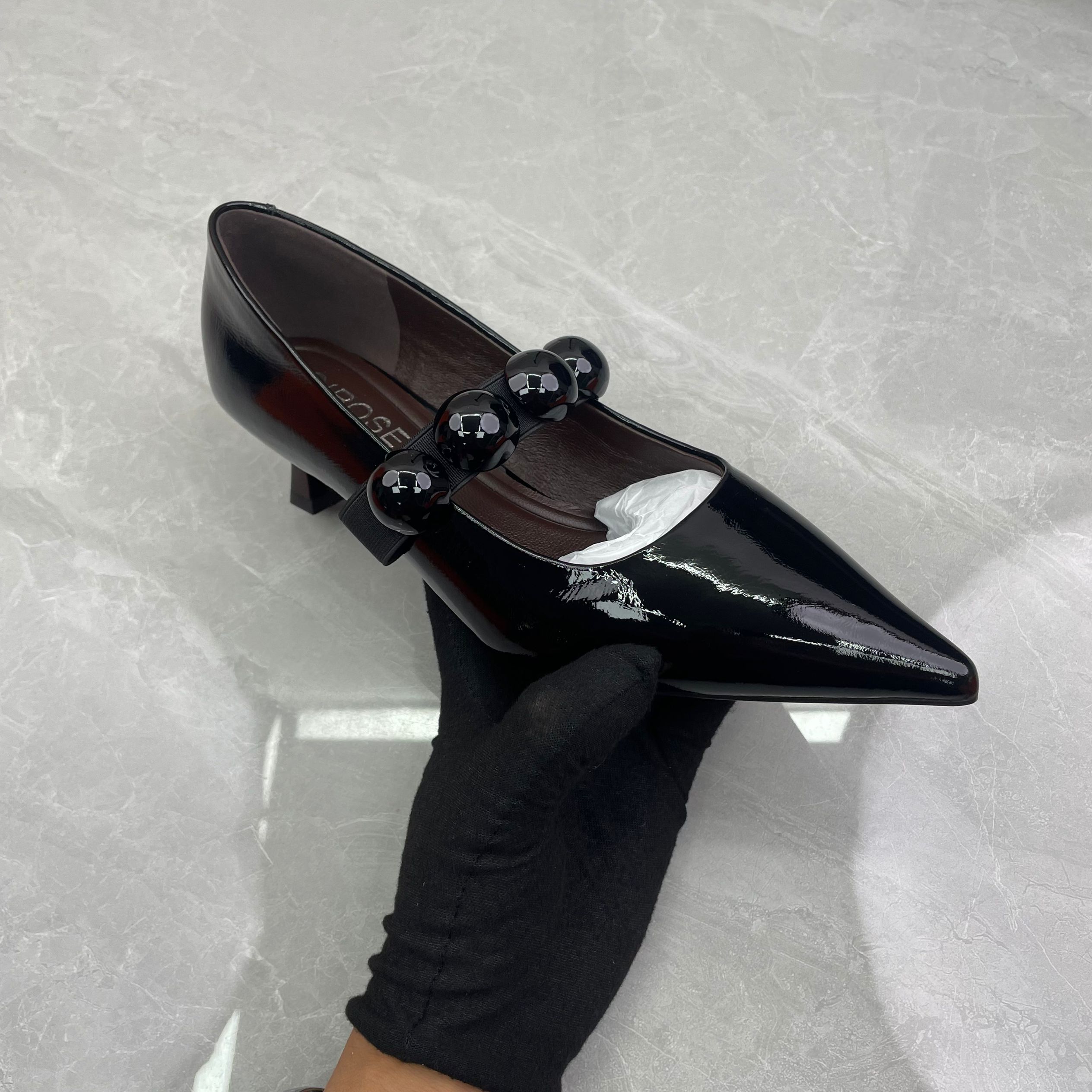 单鞋女 (羊皮)51-1682（孤品）a/b/f区35/36/37码