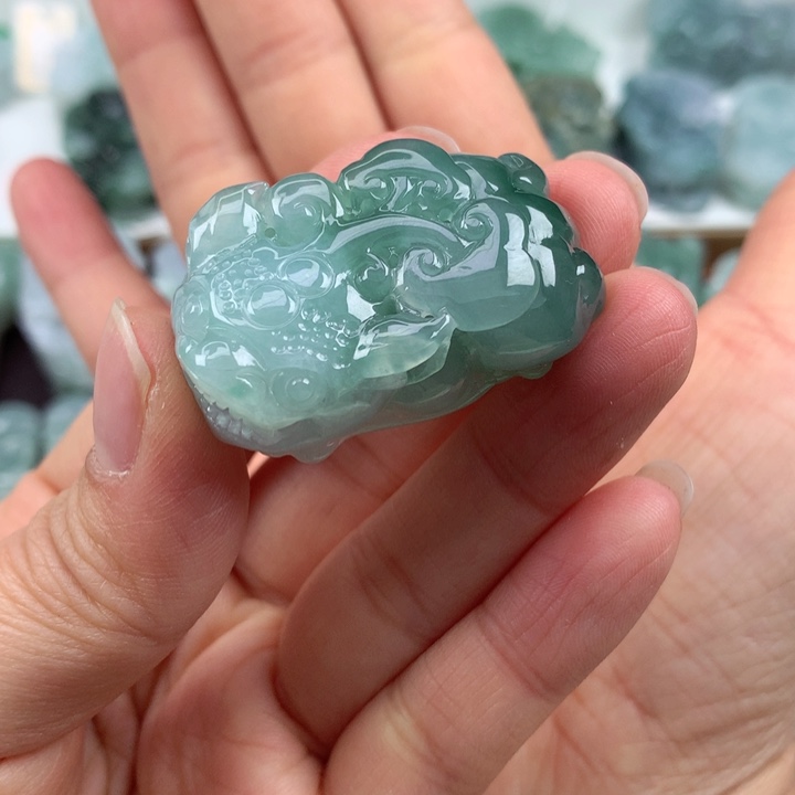 翡翠吊坠(不含链)未镶嵌