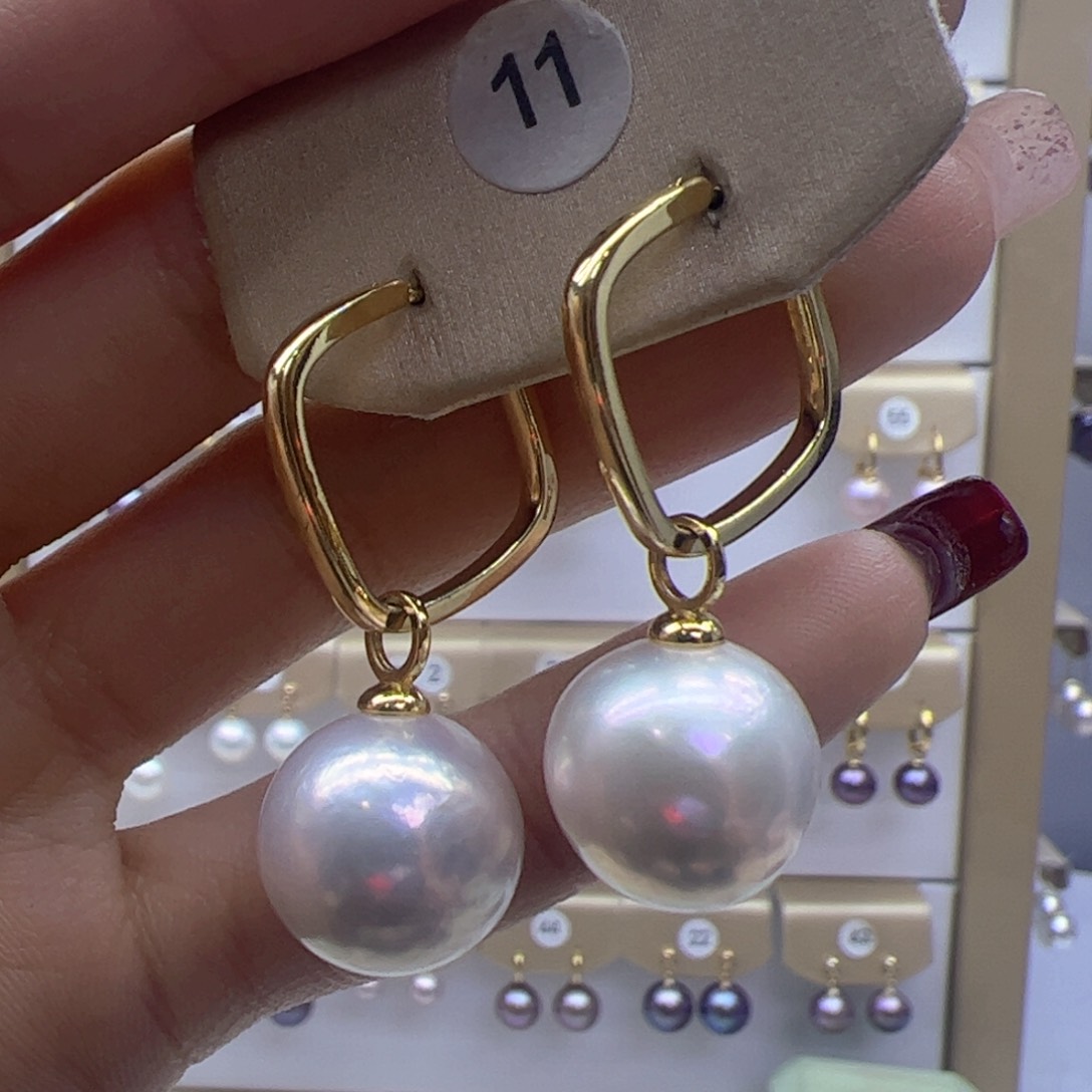 淡水珍珠耳饰未镶嵌