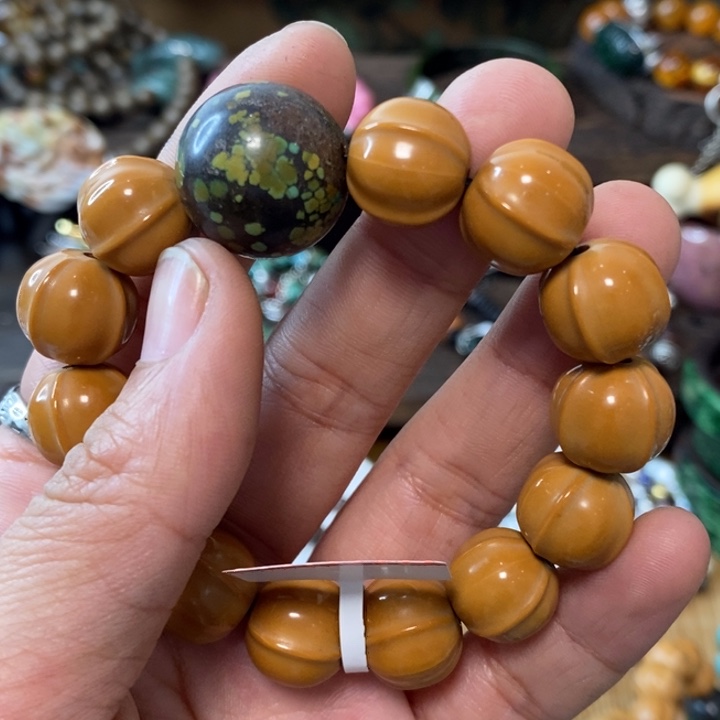 南红玛瑙手链未镶嵌大*飒