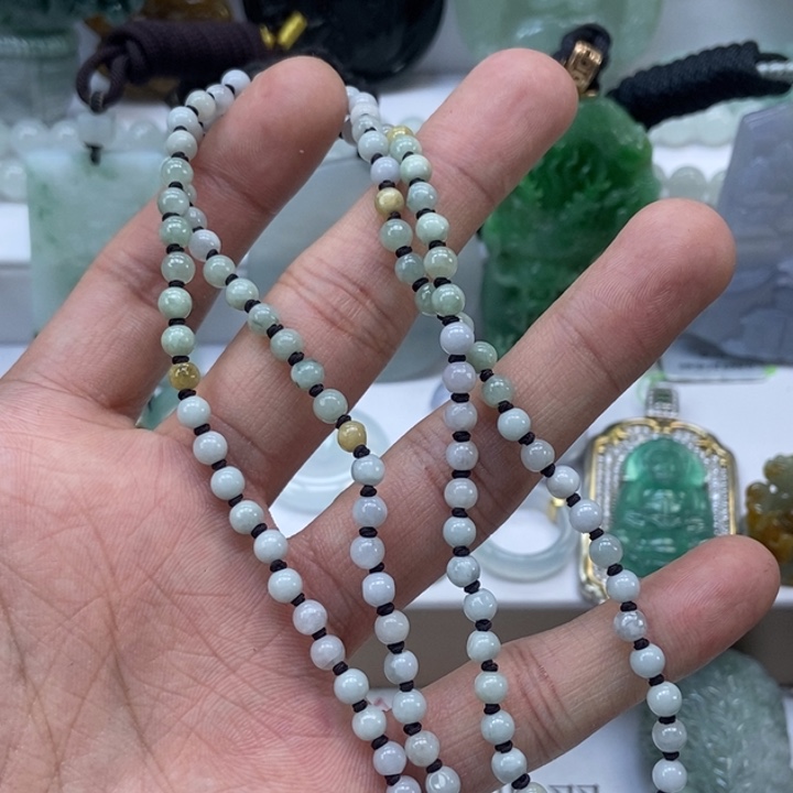 翡翠颈饰未镶嵌缅甸A货翡翠