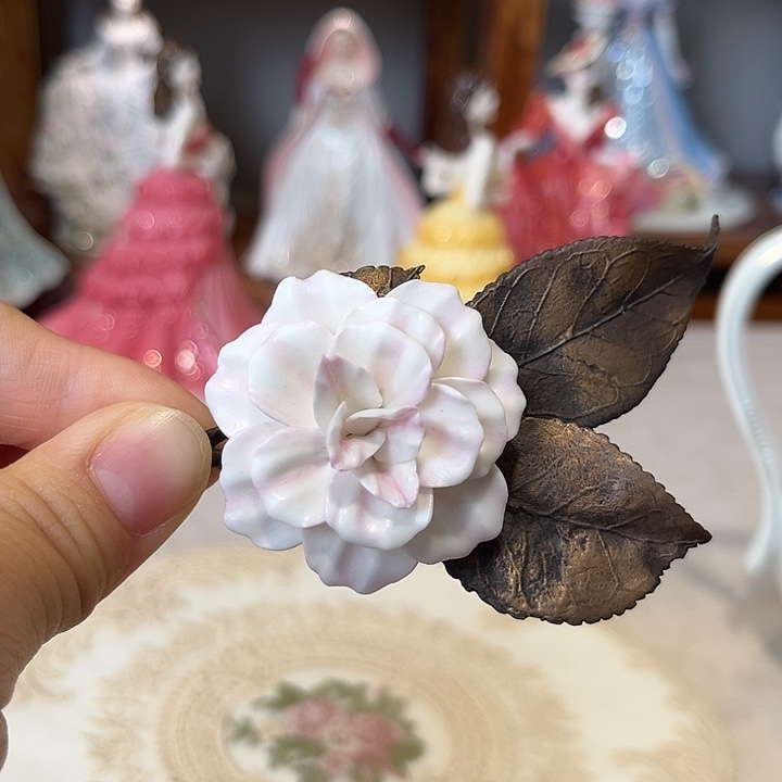 欧洲中古瓷器摆件