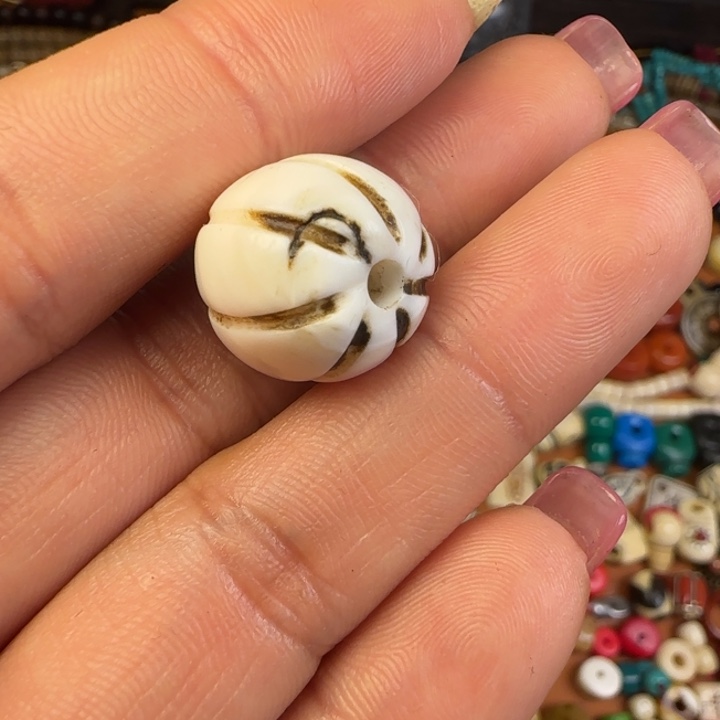 琉璃/树脂/塑料类?***?