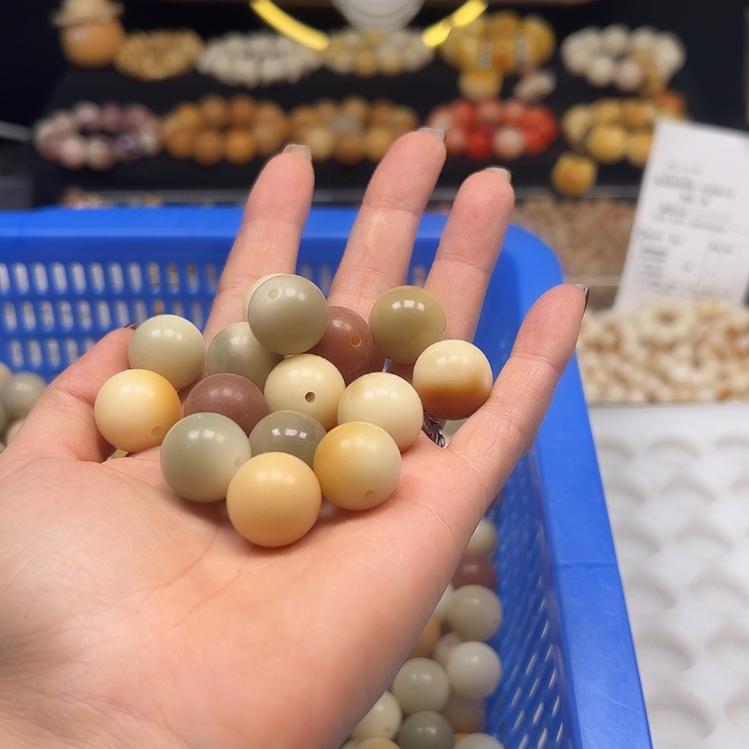 想***方菩提根/象牙果手串瑕疵17干磨多宝圆200颗