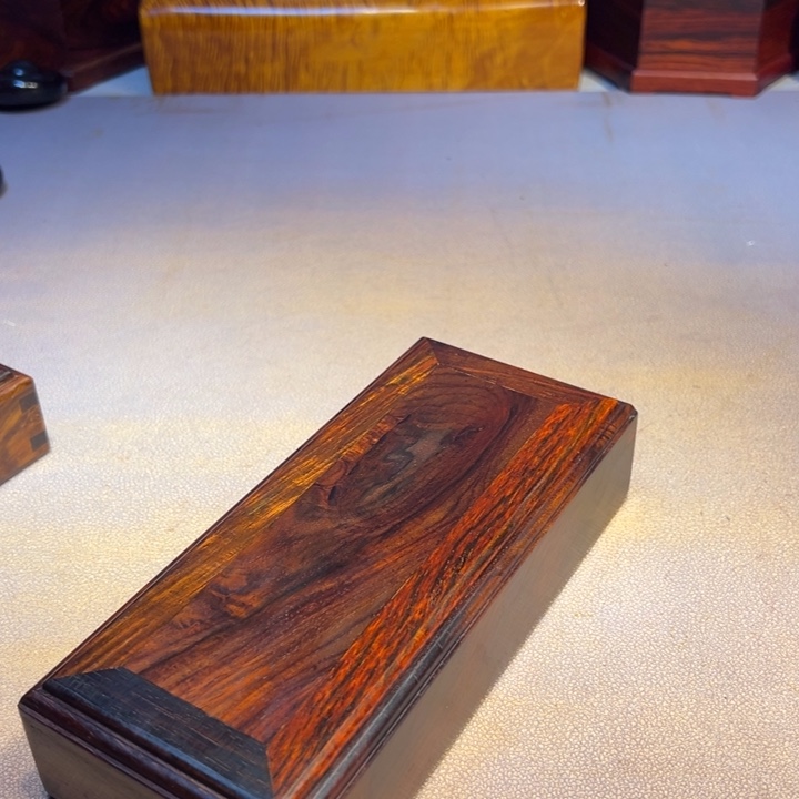 六***道机关盒。            