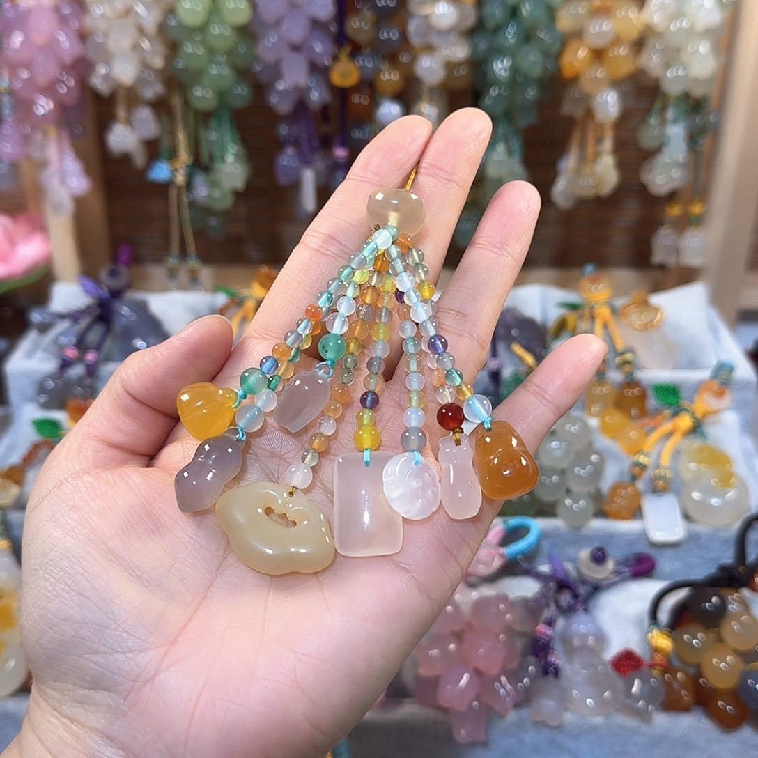 玛瑙/玉髓挂件未镶嵌