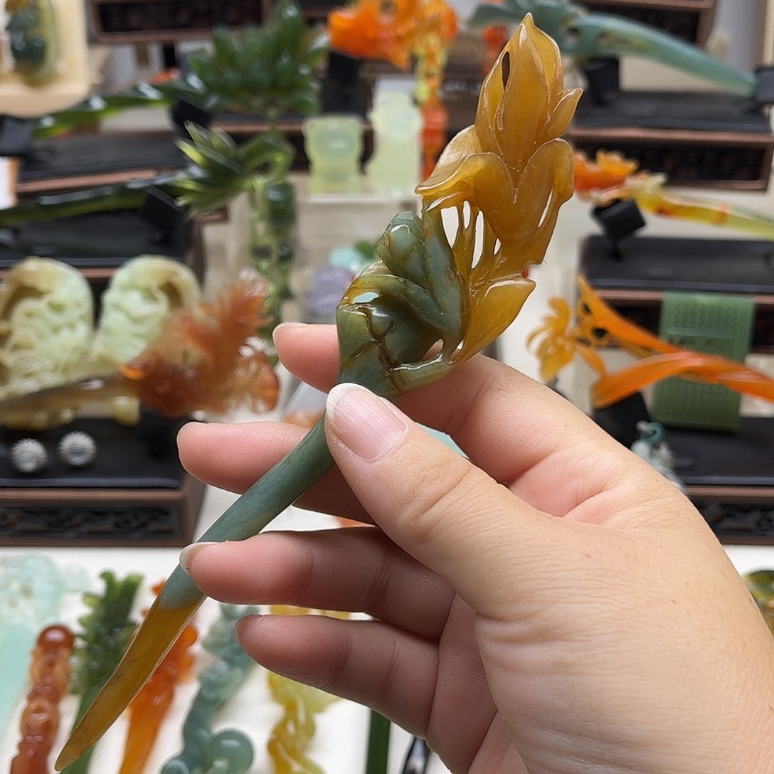蛇纹石玉未镶嵌岫玉发簪