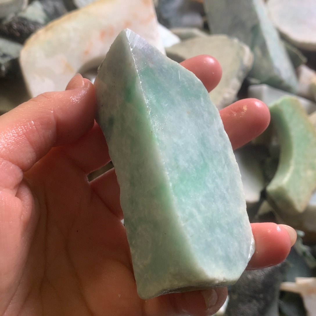 翡翠颈饰未镶嵌缅甸翡翠