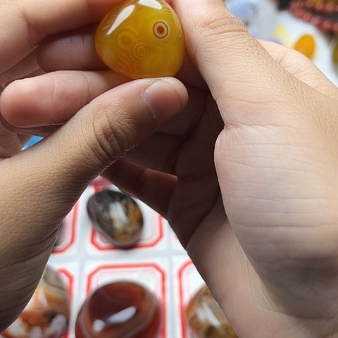 玛瑙/玉髓颈饰未镶嵌