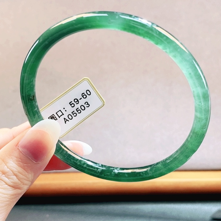 翡翠未镶嵌手镯翡翠手镯38