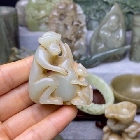 和田玉未镶嵌挂件徐*凤