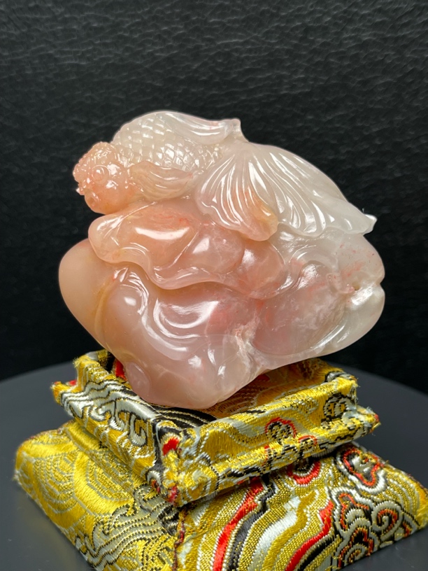 巴林石粉冻      