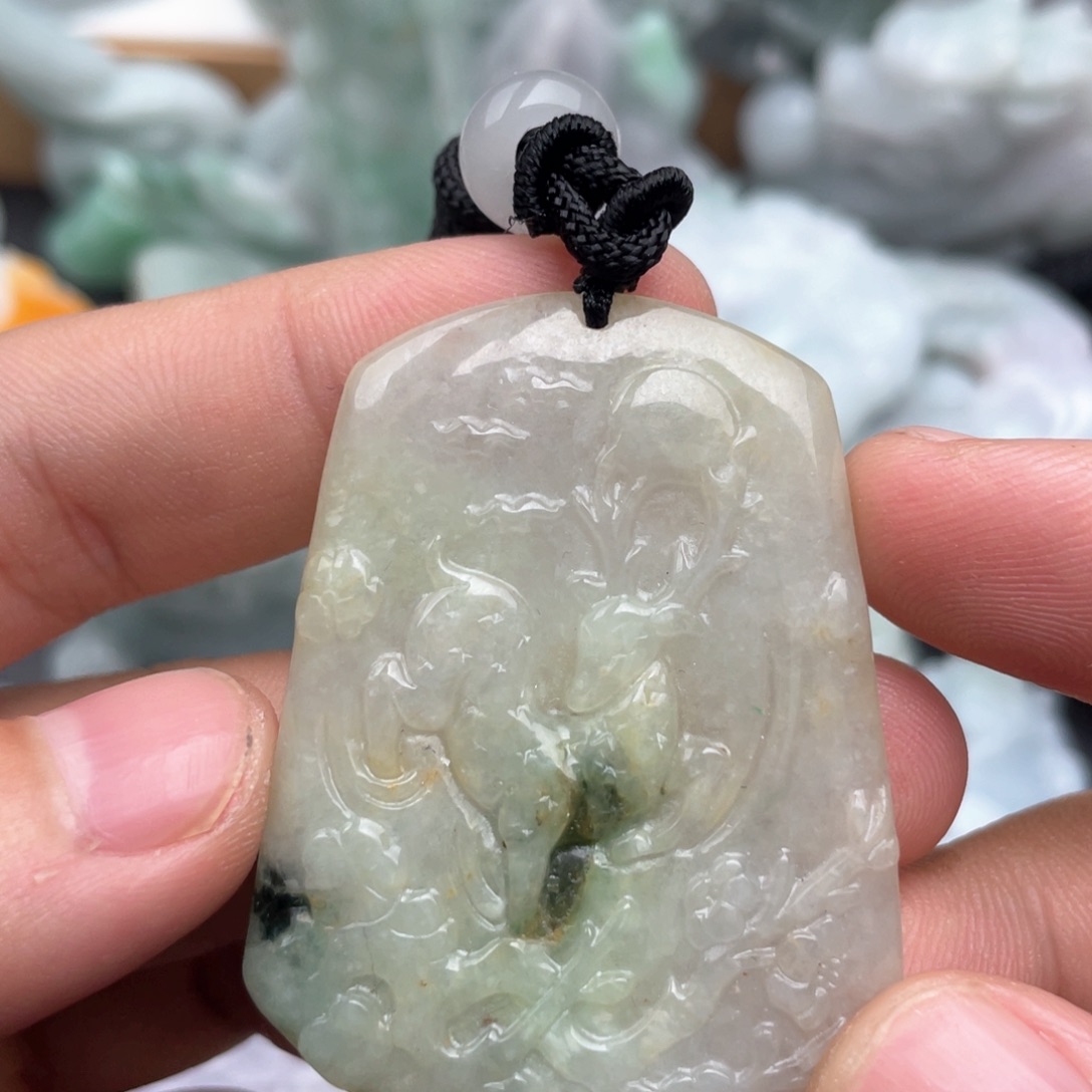 翡翠未镶嵌吊坠(不含链)