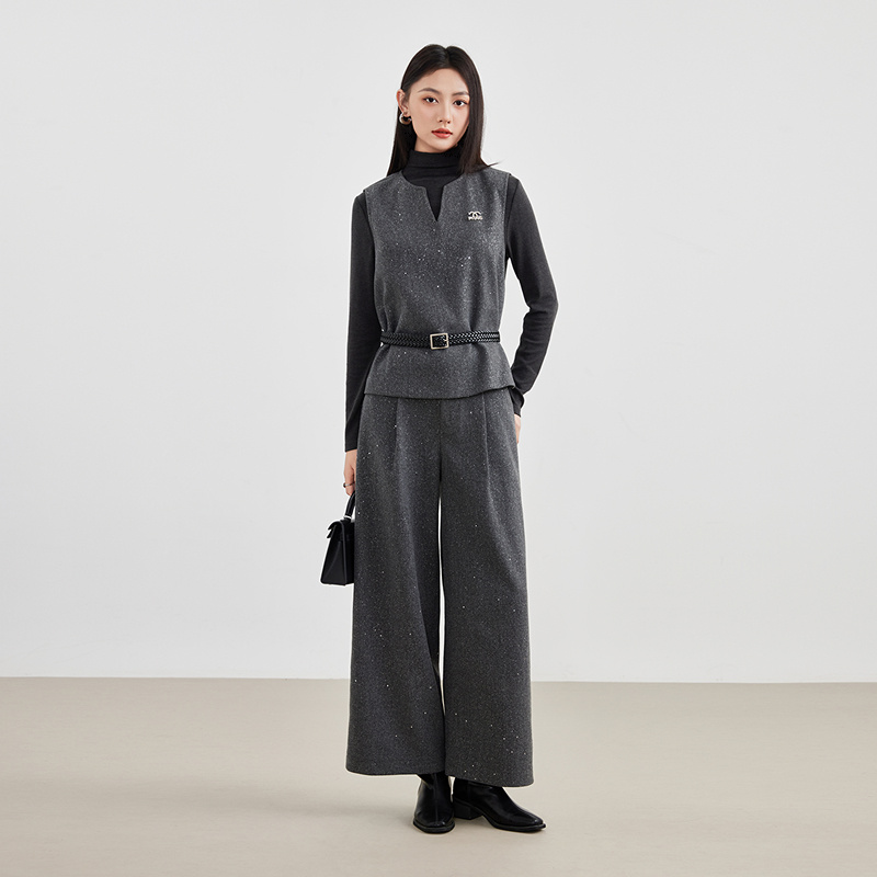 爱客2025秋新品时尚套装法式高级感上衣裤子套装RL25436H004