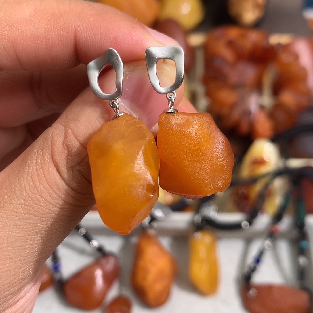 蜜蜡裸石未镶嵌你