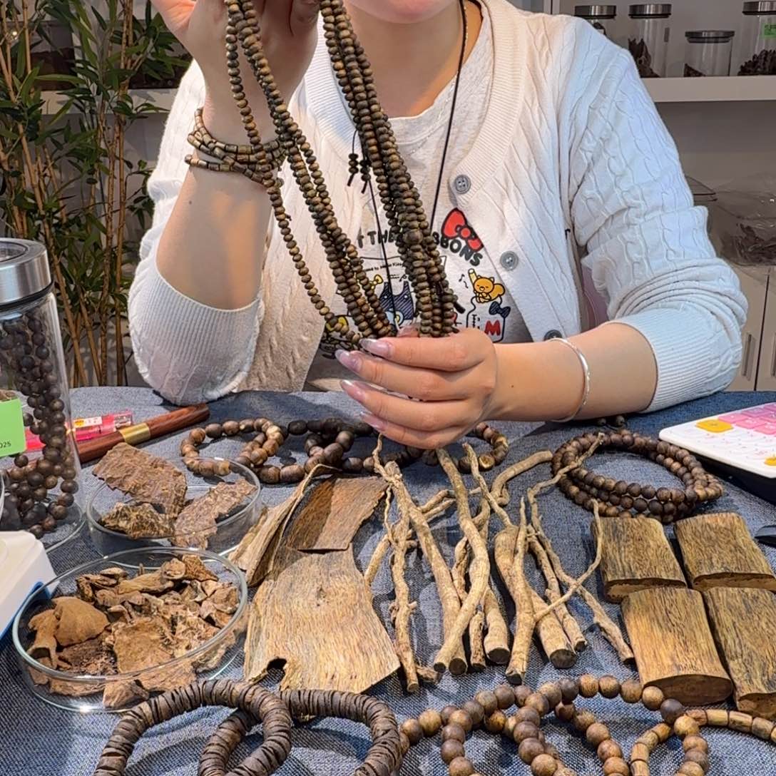 算盘珠老白棋高油奇楠沉香