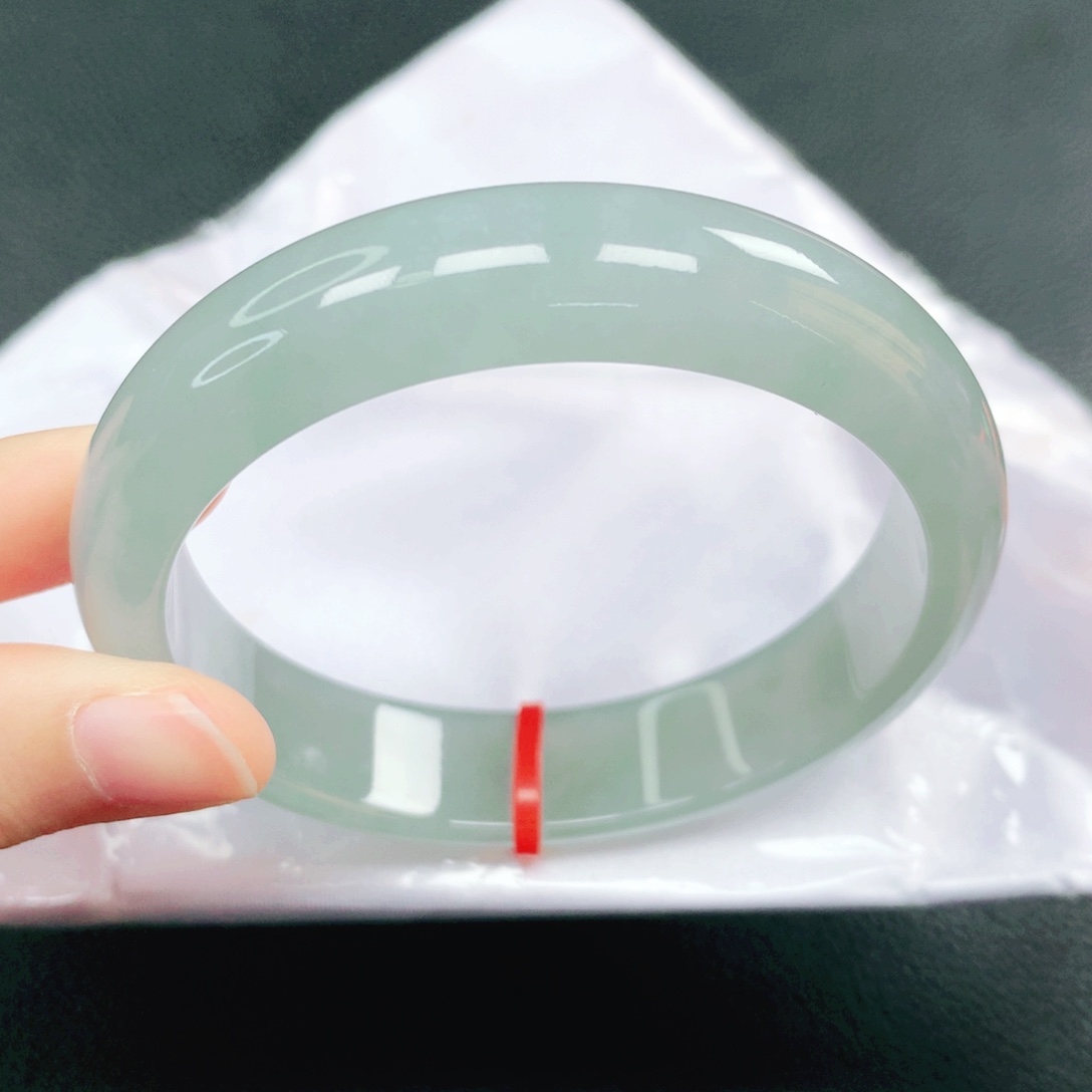 翡翠未镶嵌手镯58圈