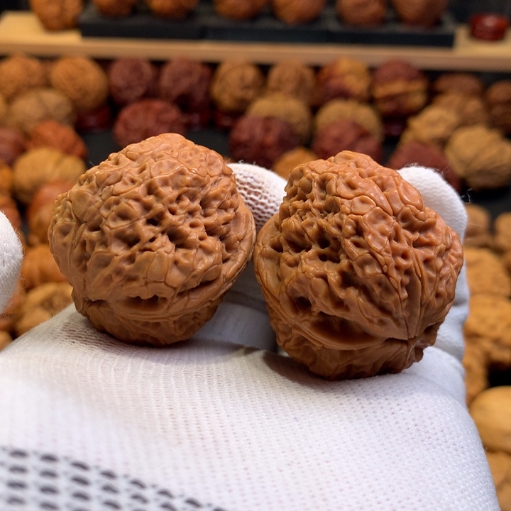 蔡***蔡吊坠文玩核桃9………..