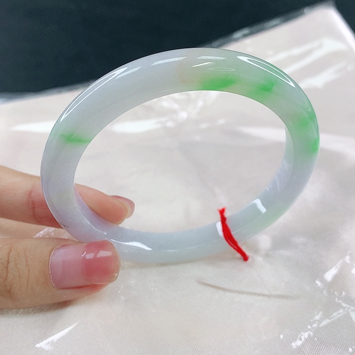 翡翠未镶嵌手镯圈54，04221