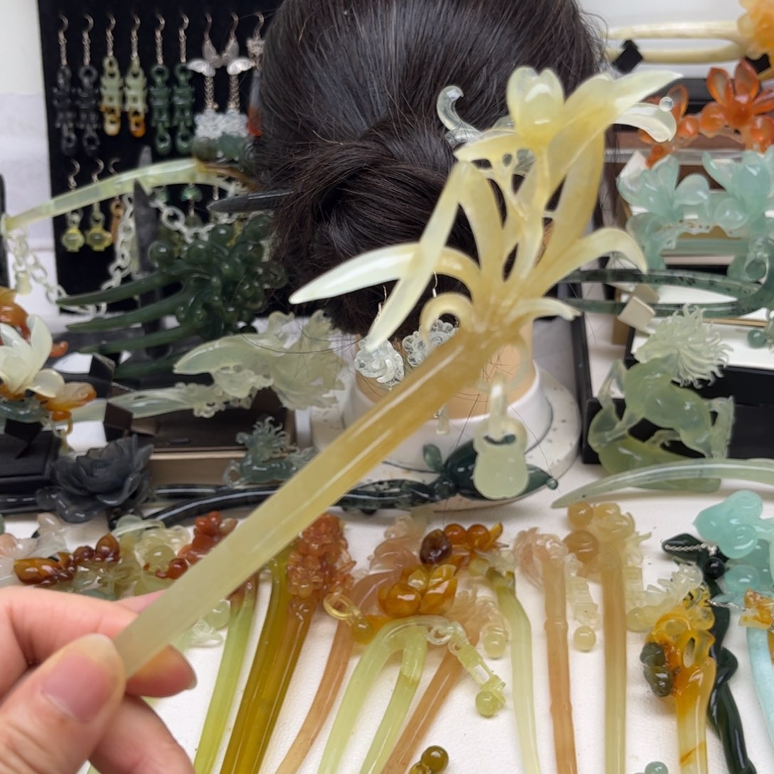 蛇纹石玉合金发簪