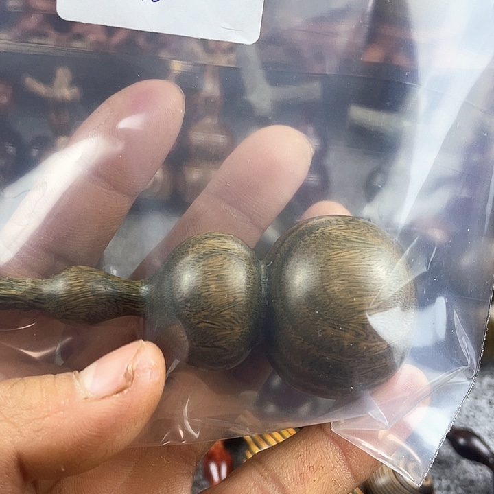大叶紫檀（黑酸枝木类）绿檀