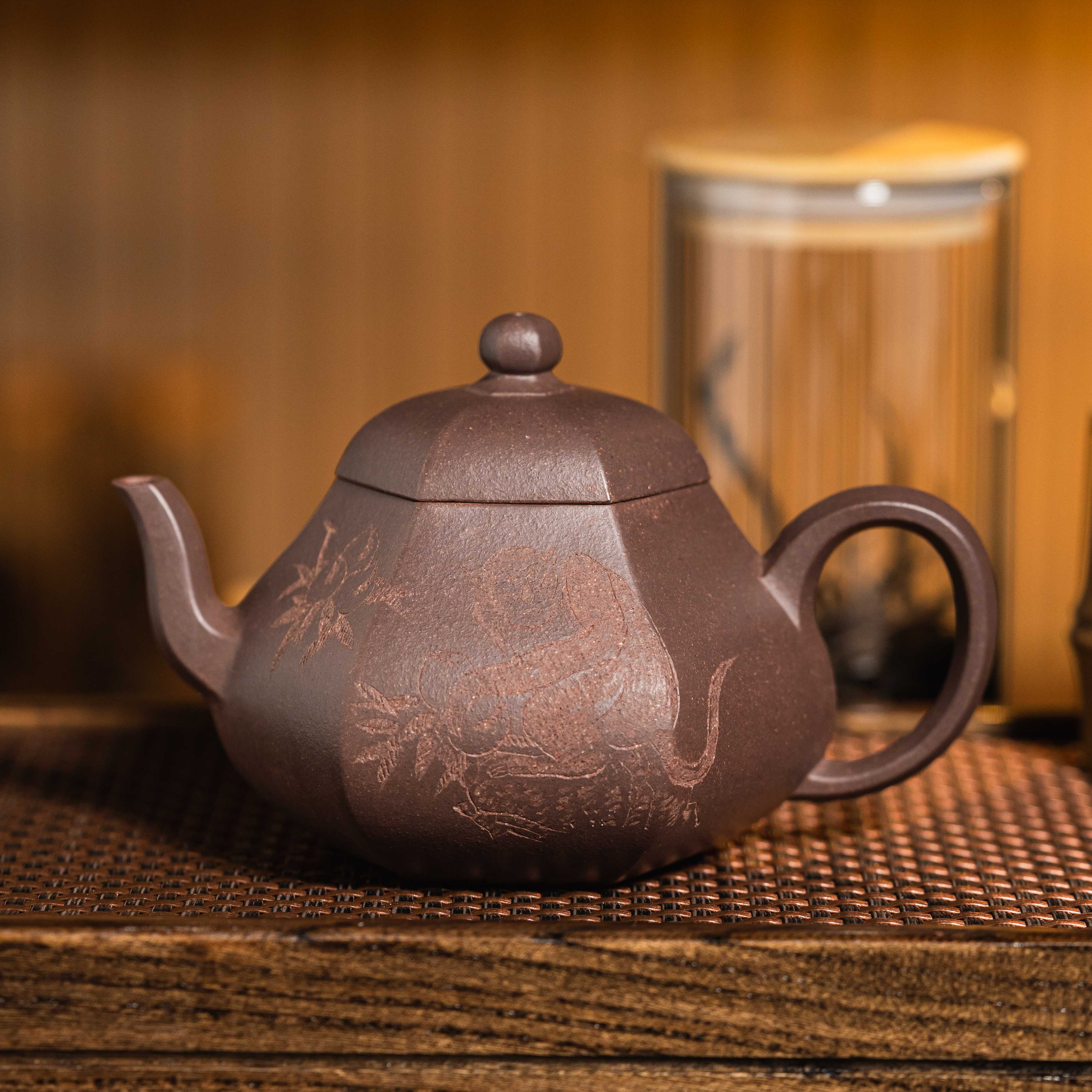 XD-029   宜兴手工紫砂   六方矮梨