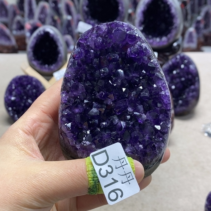 大型摆件（非配饰）未镶嵌水晶