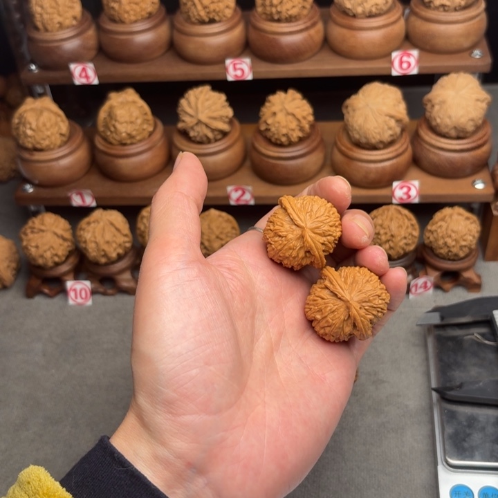 吊坠文玩核桃白狮子