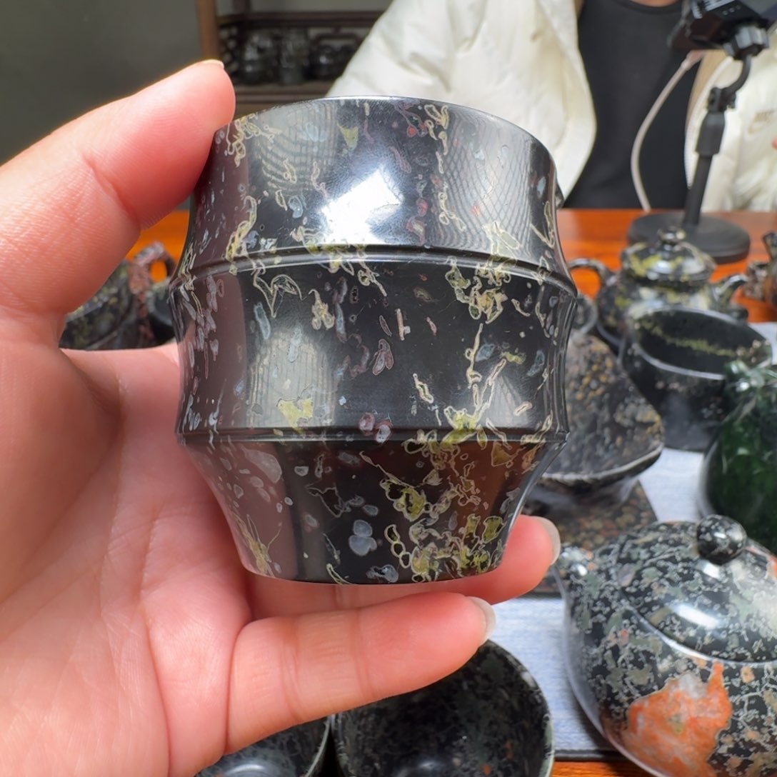 顺**为梅花玉老料茶周边