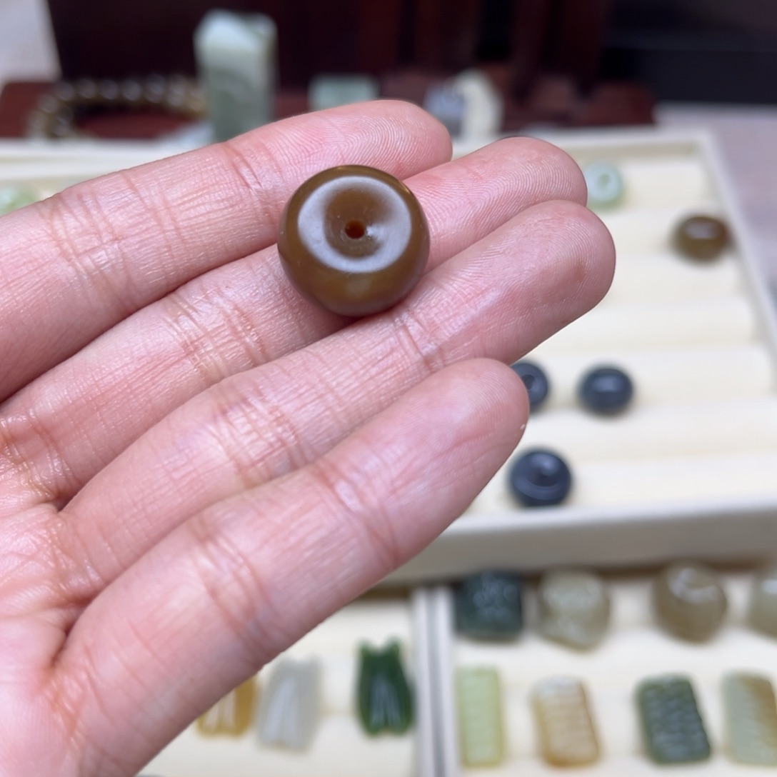 *****和田玉未镶嵌珠宝半成品