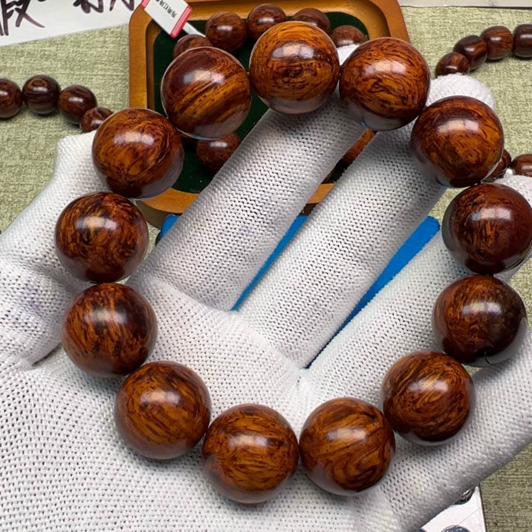 木海南红降1.8级品瑕疵