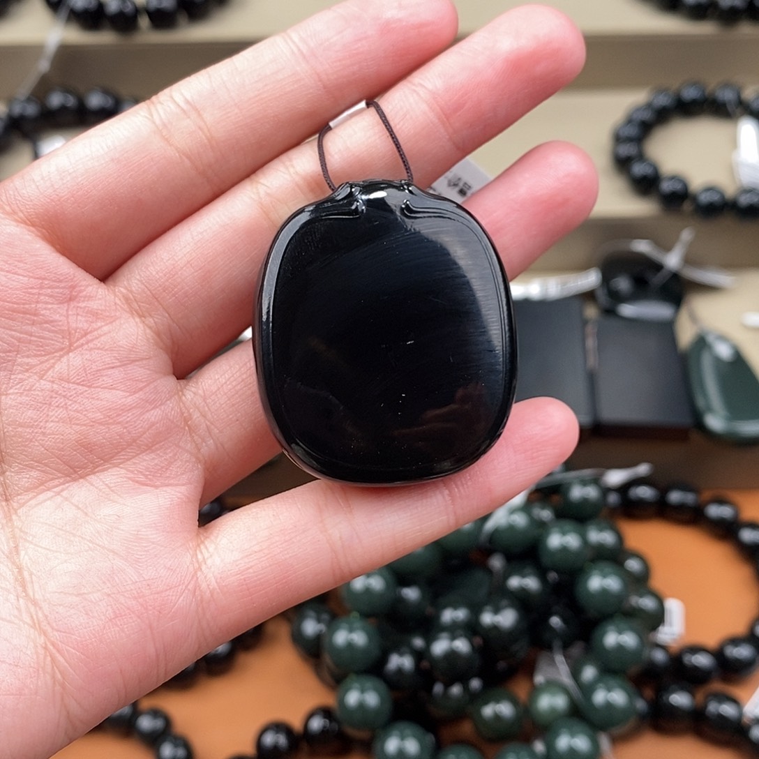 海***川和田玉未镶嵌手链