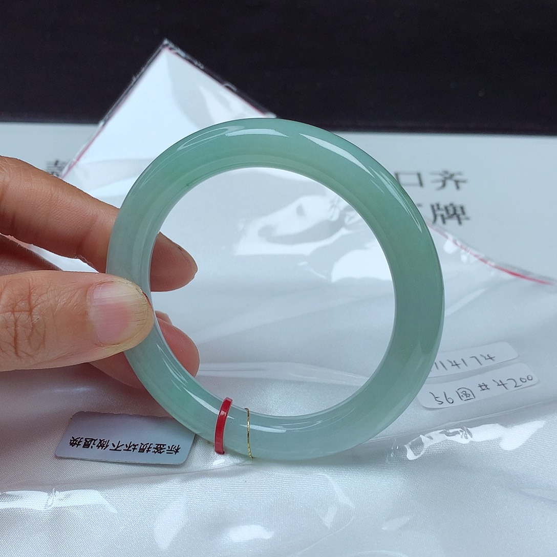 翡翠手镯未镶嵌56圈4174