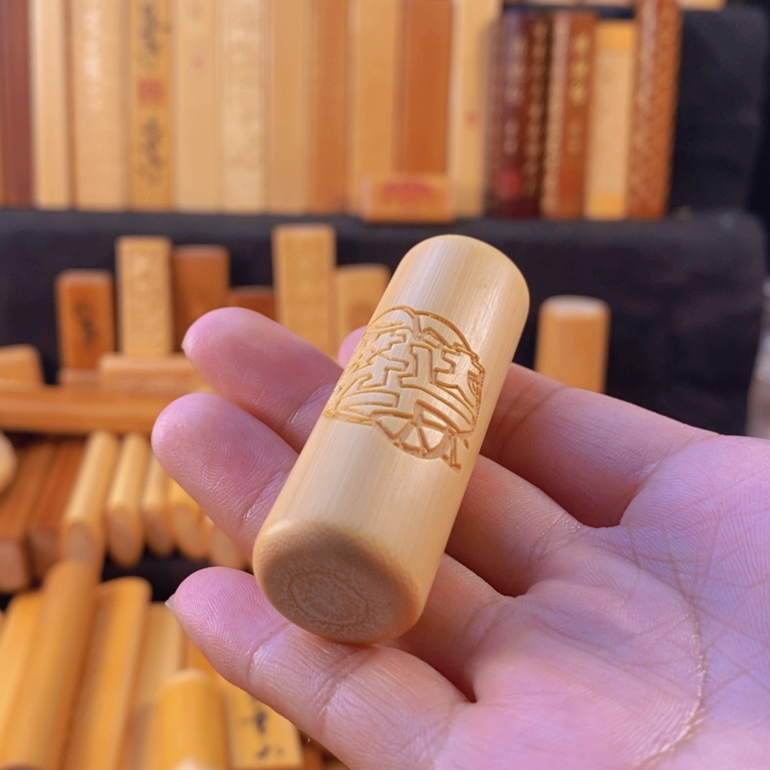 香榧木掌中宝芬达手把件
