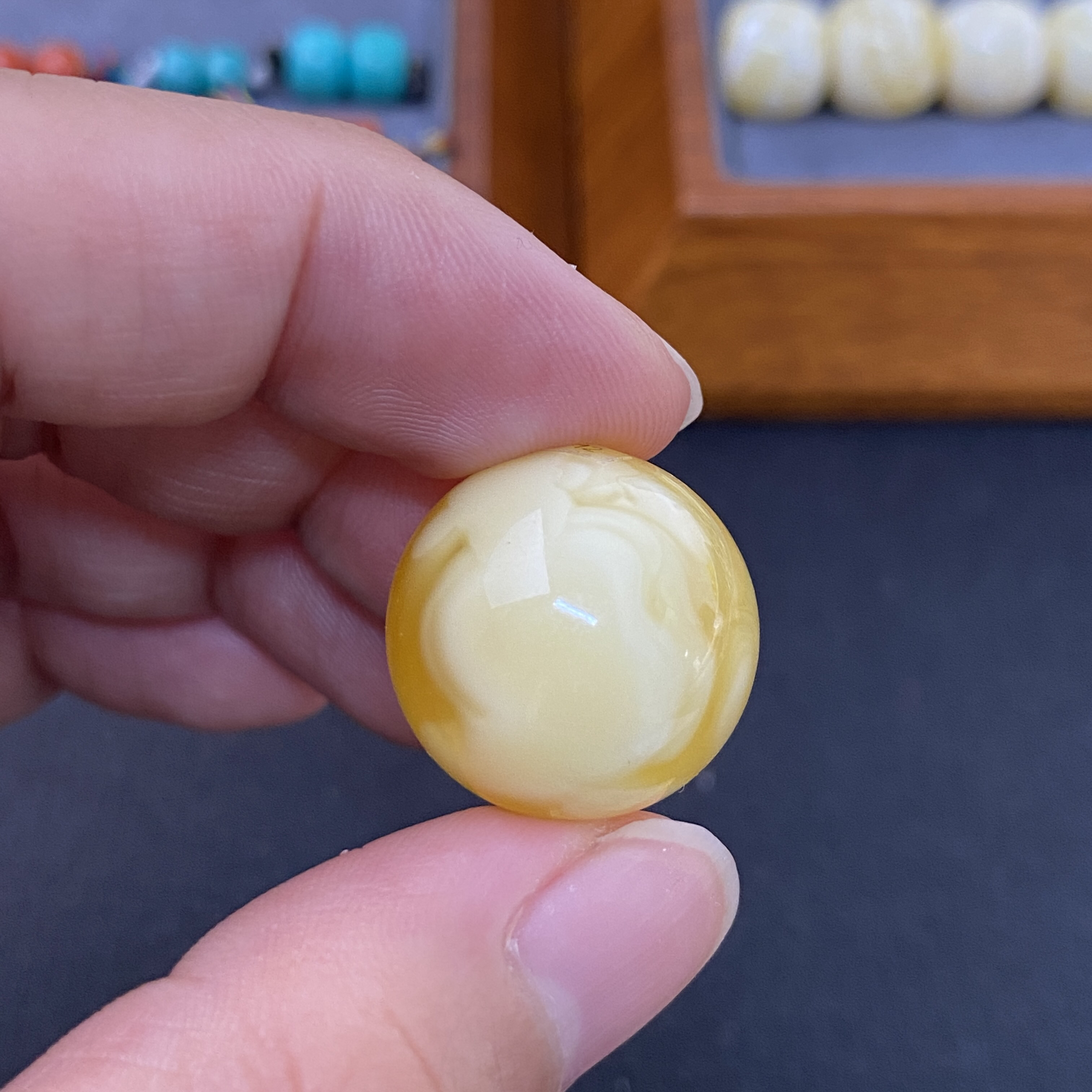 18.5mm蜜蜡圆珠妖花溶洞G212天然俄料猴头星月金刚文玩配饰单珠