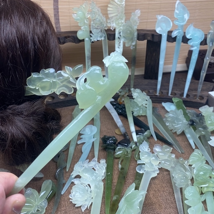 蛇纹石玉未镶嵌发簪