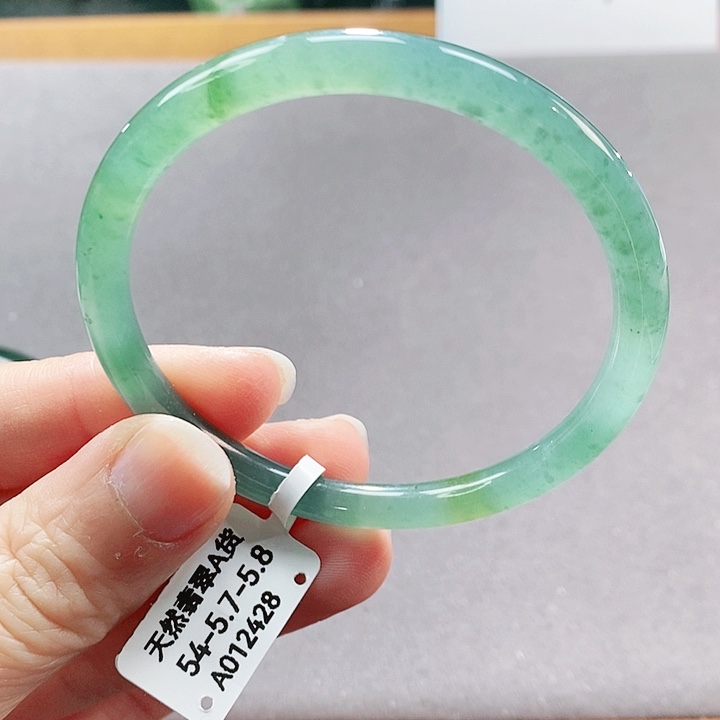 【闪购商品】翡翠手镯（圆镯）未镶嵌