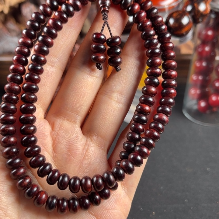 李***溪降真香无事牌红降5*7*108