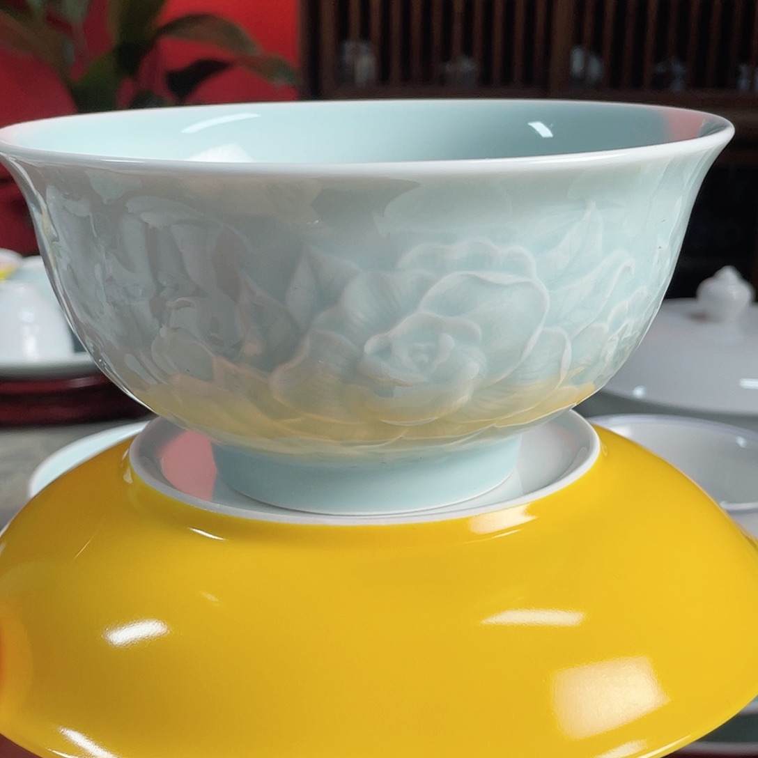 五**润6个影青牡丹6.3面碗2个帝王黄8寸盘子