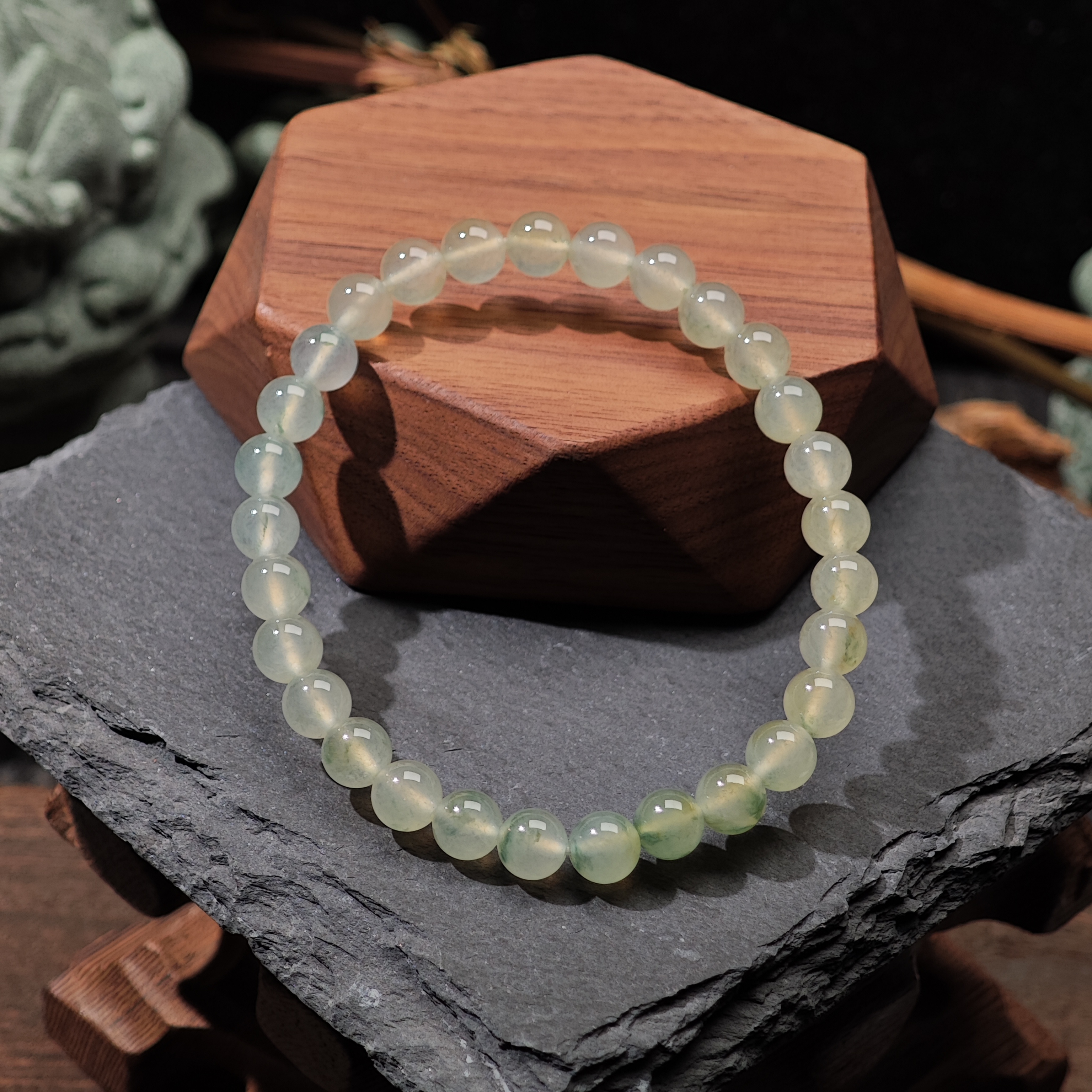 [单品]A3711(卡6.3 )缅甸天然翡翠珠冰种翡翠A级货手串48小时鉴赏