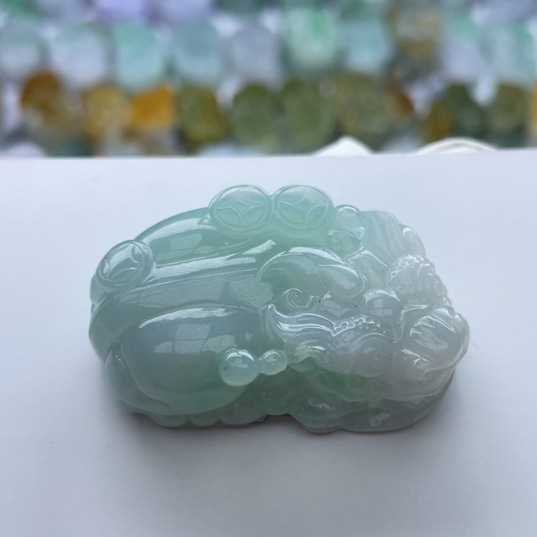 翡翠颈饰未镶嵌貔貅